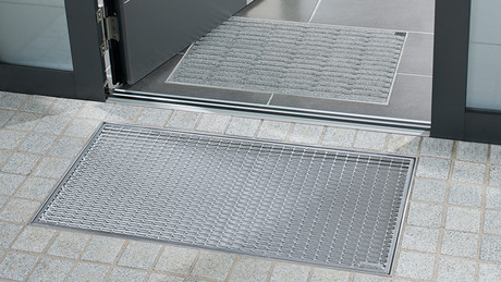 Csm Komplett Mit Streckmetallrost Fuer Den Aussenbereich 227166 534a86290c